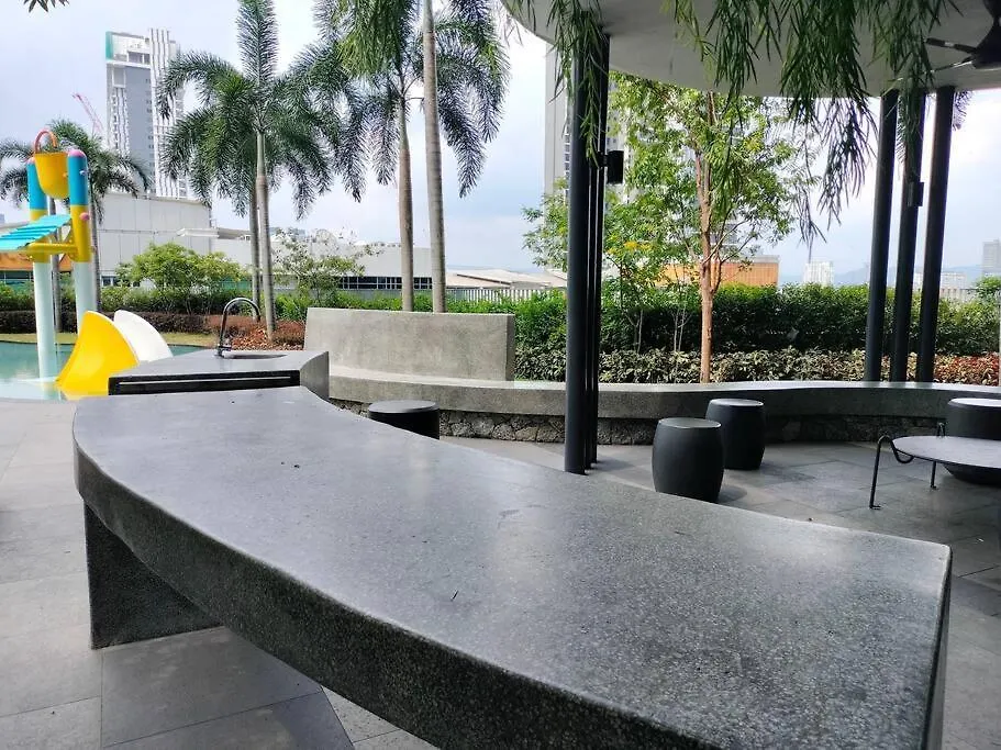 Conveniently Located Trion Kl Premium Amenities Apartment Kuala Lumpur